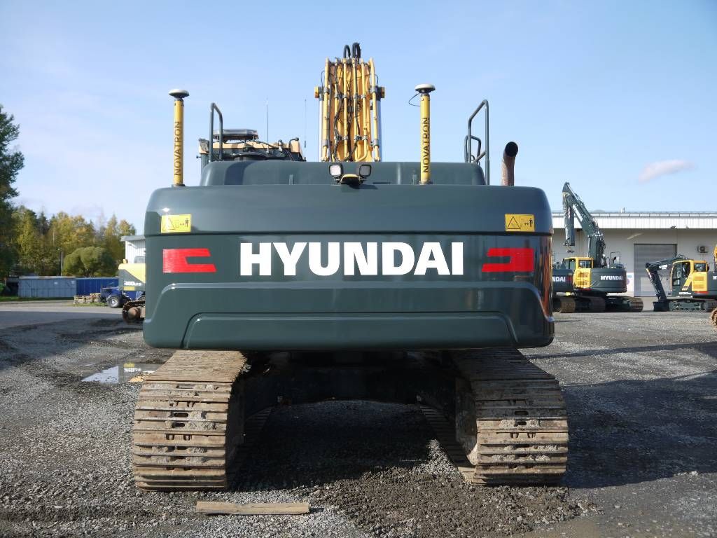 hyundai-hx-300-l,88af23a2.jpg