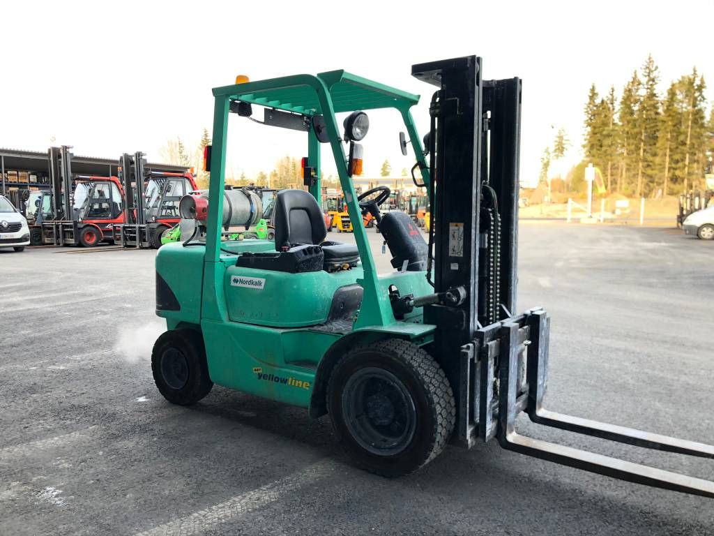 mitsubishi-fg35k,bd56cdd3.jpg
