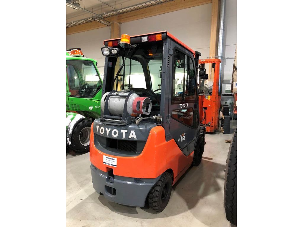 toyota-02-8fgf18,e1ed9865.jpg