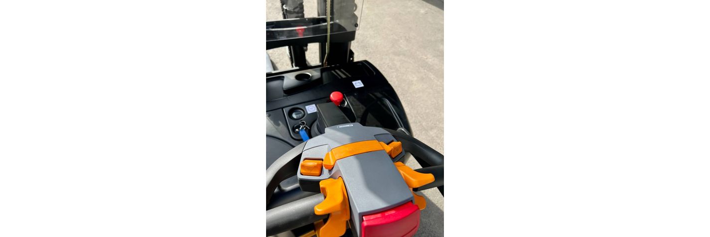hyundai-15esr,ca17fac9.jpg