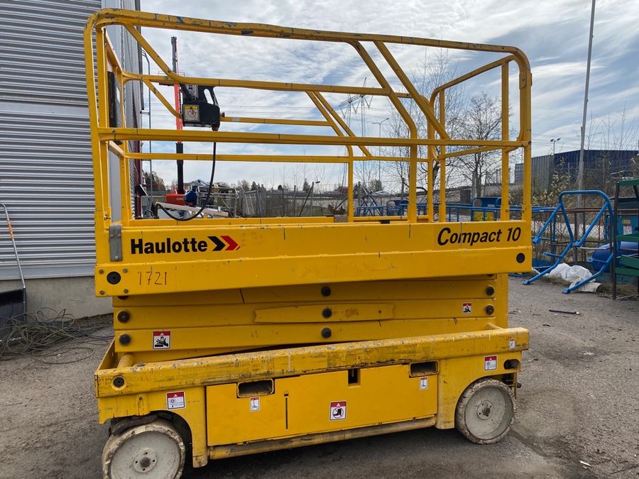 Haulotte Compact 10