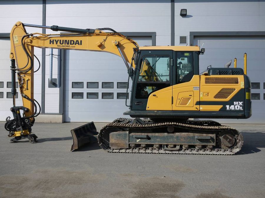 Hyundai HX 140 L