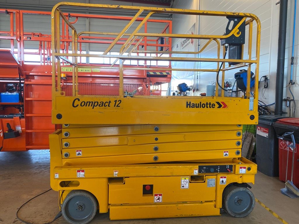 haulotte-compact-12,70727fd4.jpg