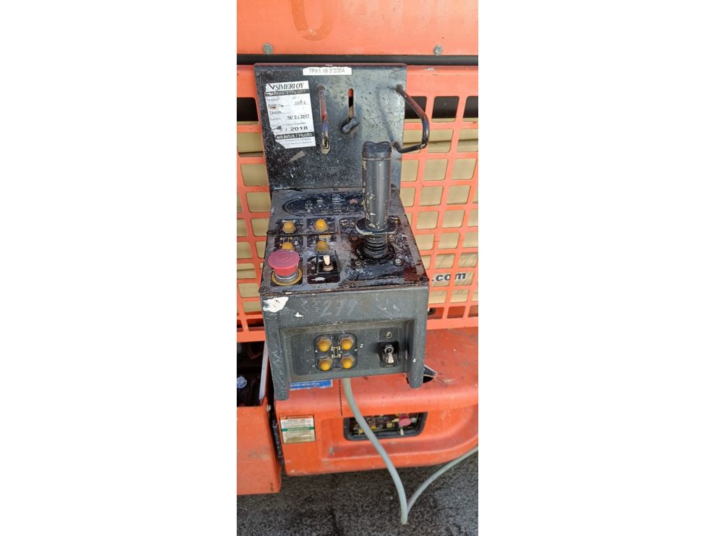jlg-4069-le,015208ac.jpg