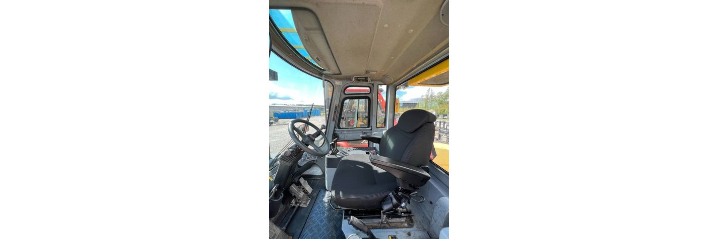 hyundai-70-d-7-e,1bcfc2a6.jpg