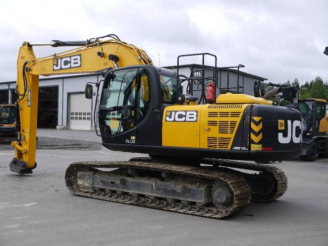 JCB JS 210 LC