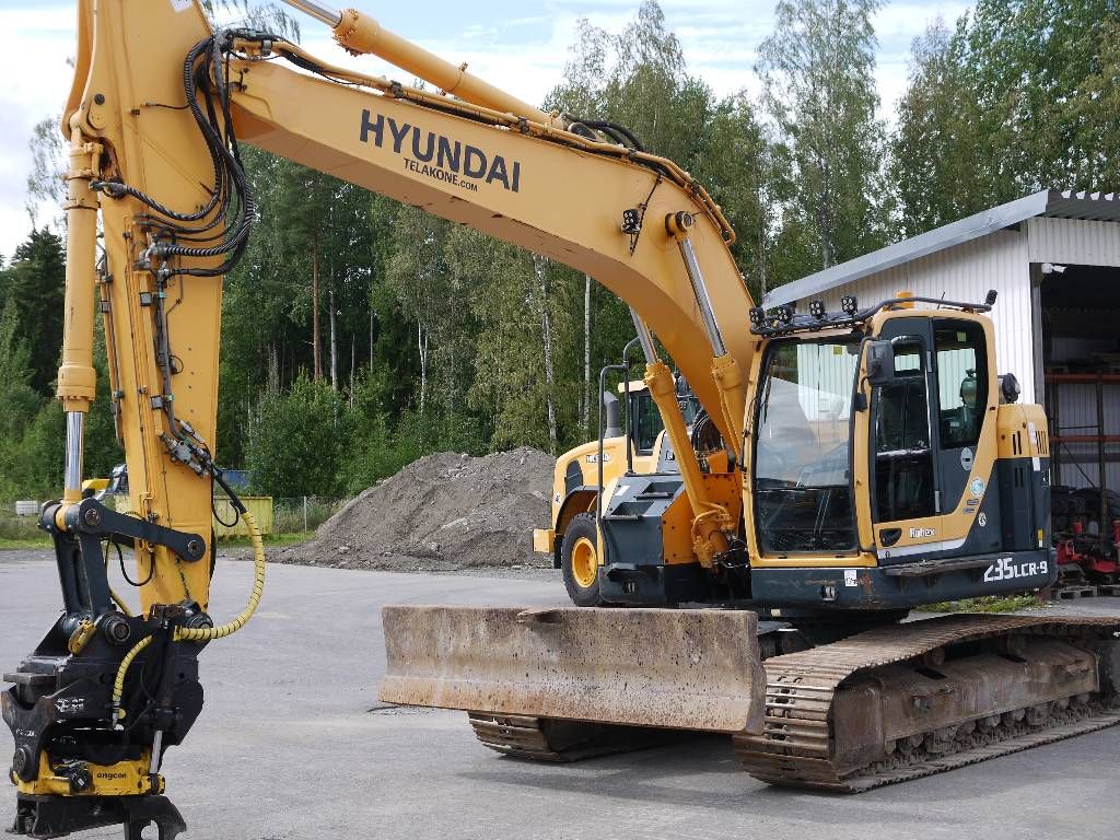 hyundai-r-235-lcrd-9,54a777ea.jpg