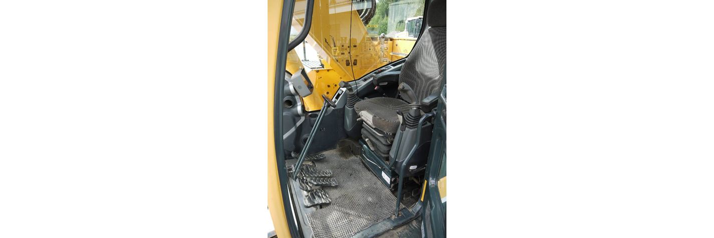 hyundai-r-235-lcrd-9,2f250d8e.jpg