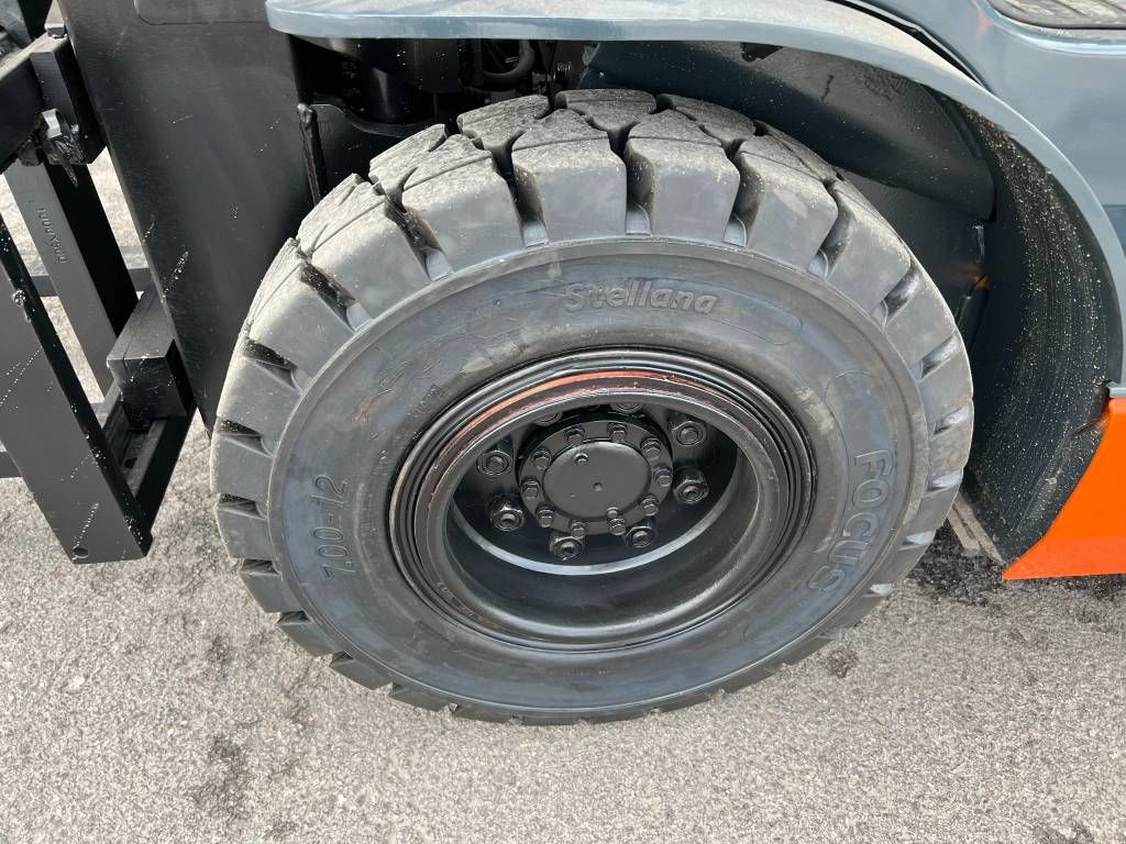 toyota-02-8fdf25,24338756.jpg