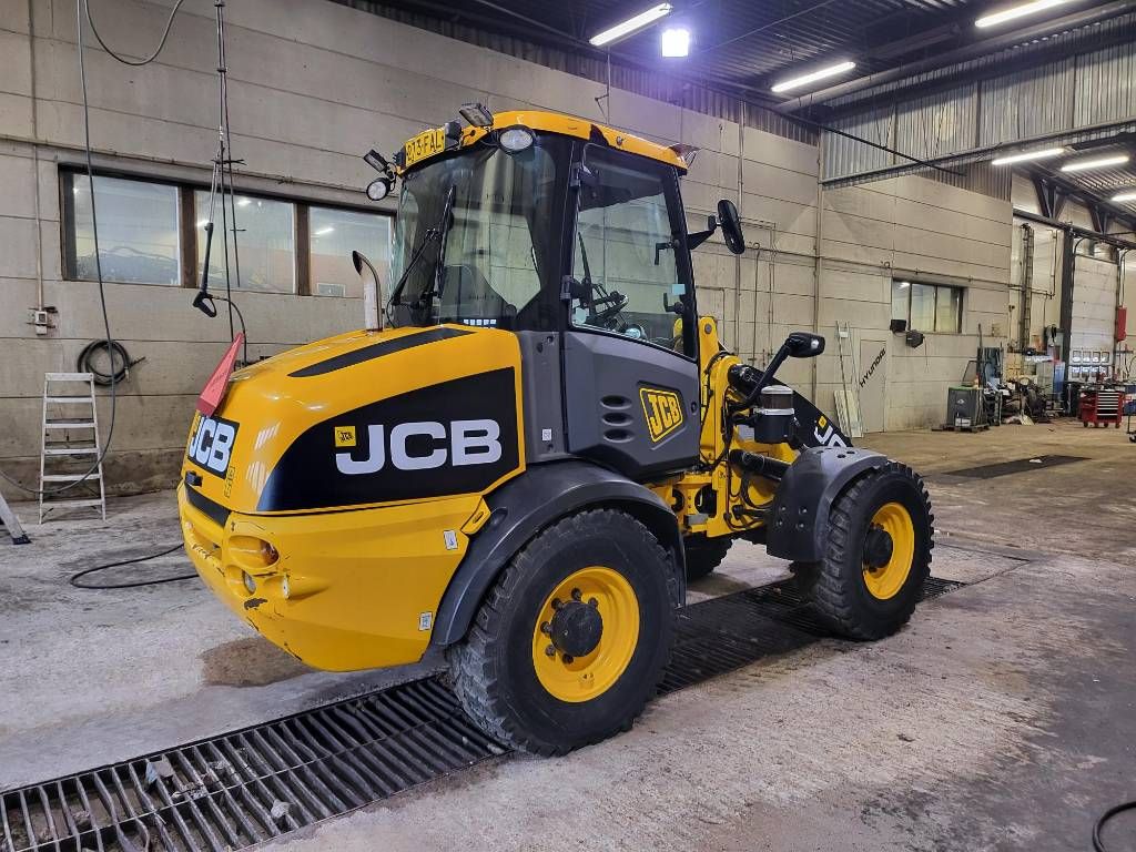 jcb-409,eb8e2b8f.jpg