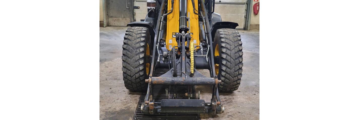 jcb-409,34e6e52e.jpg