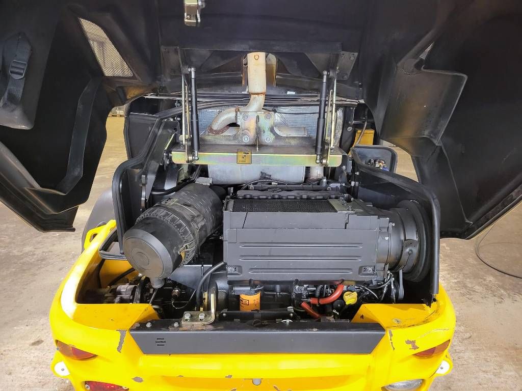 jcb-409,90a9373b.jpg