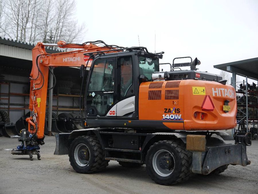 Hitachi ZX 140 W-6