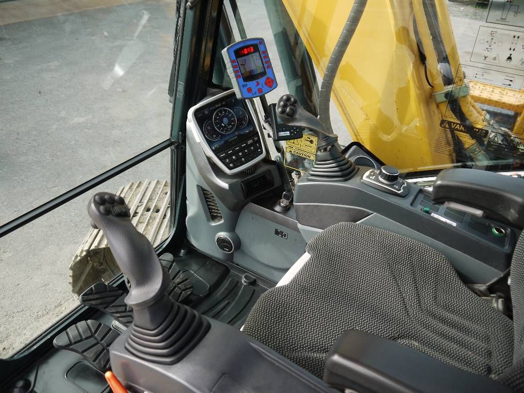hyundai-hx-140-l,9ccefc14.jpg