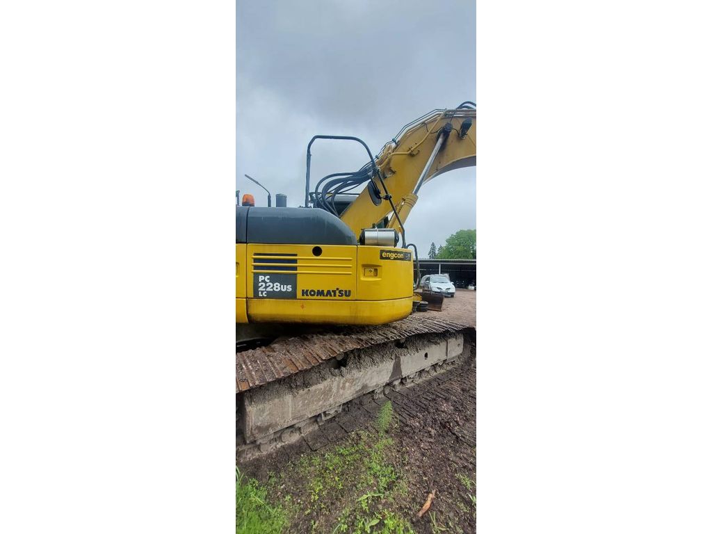 komatsu-pc-228-uslc,7d4377a2.jpg