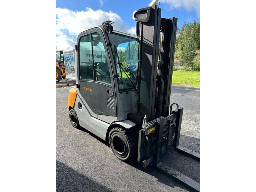 still-rx70-30,eb5b46ce.jpg