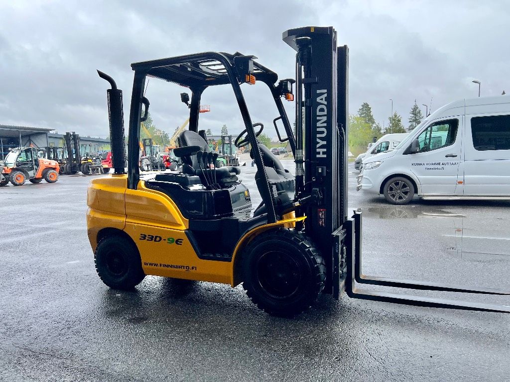hyundai-33d-9e,b4d15e56.jpg