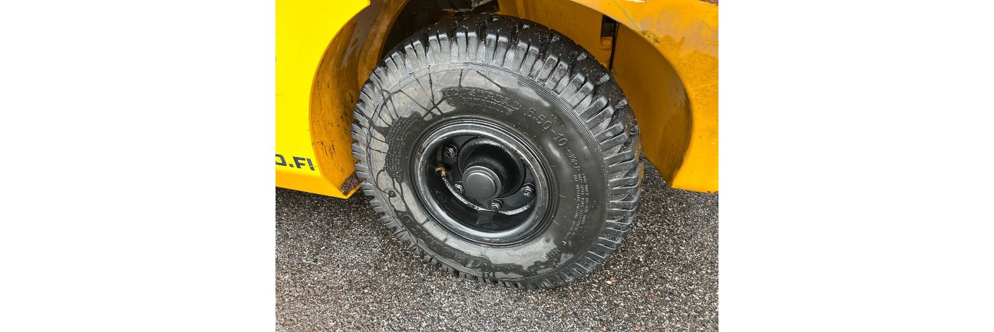 hyundai-33d-9e,7035fef9.jpg