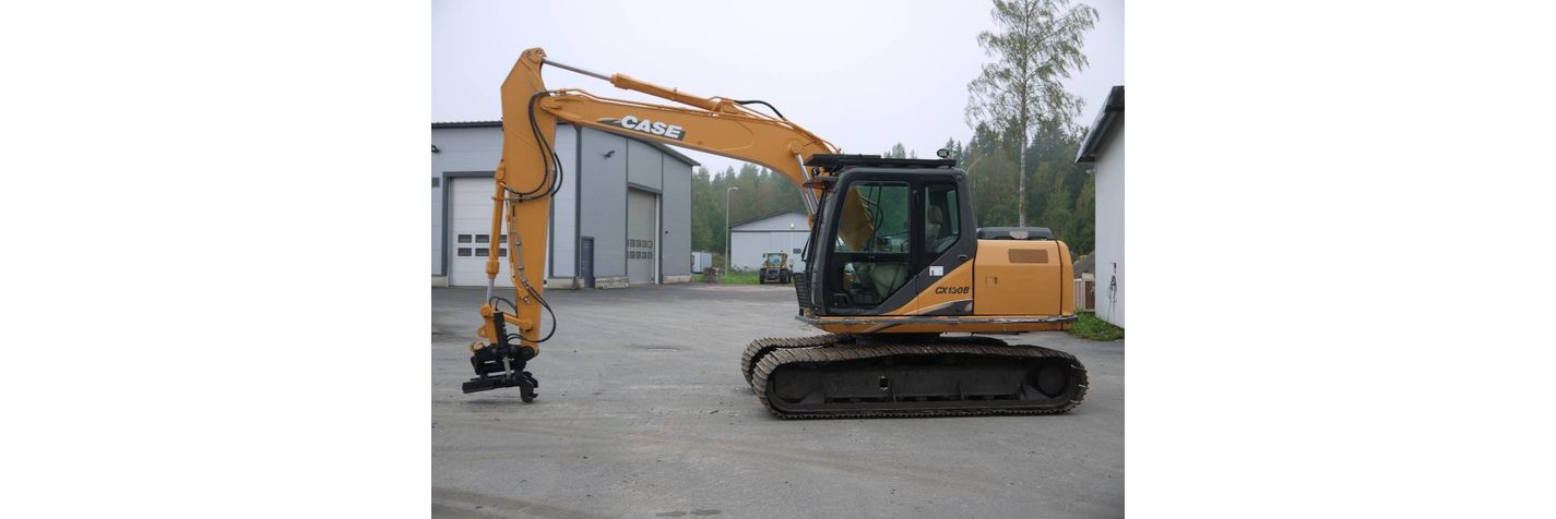 case-cx-130-b,eb98424b.jpg