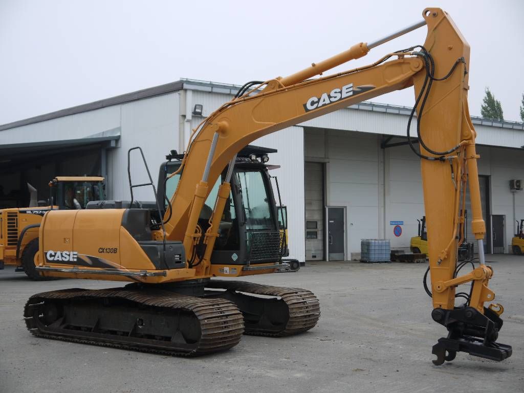 case-cx-130-b,0c2c4669.jpg