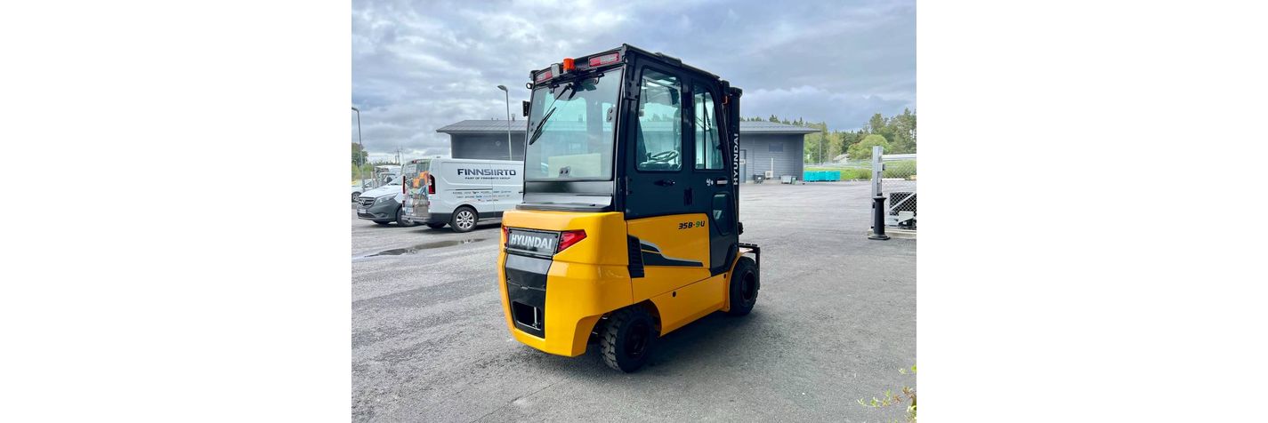 hyundai-35b-9u,194aea6a.jpg