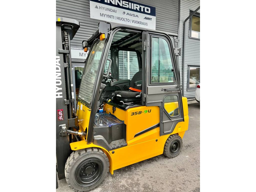 hyundai-35b-9u,6adb71d7.jpg