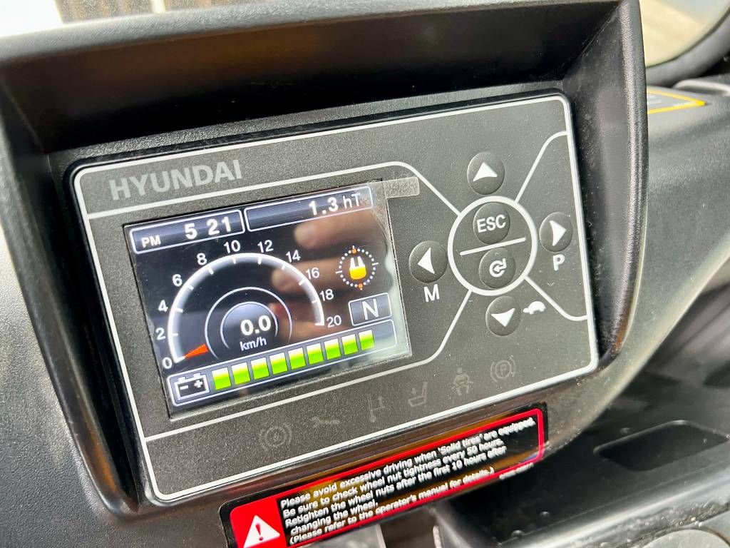 hyundai-35b-9u,bfb838de.jpg