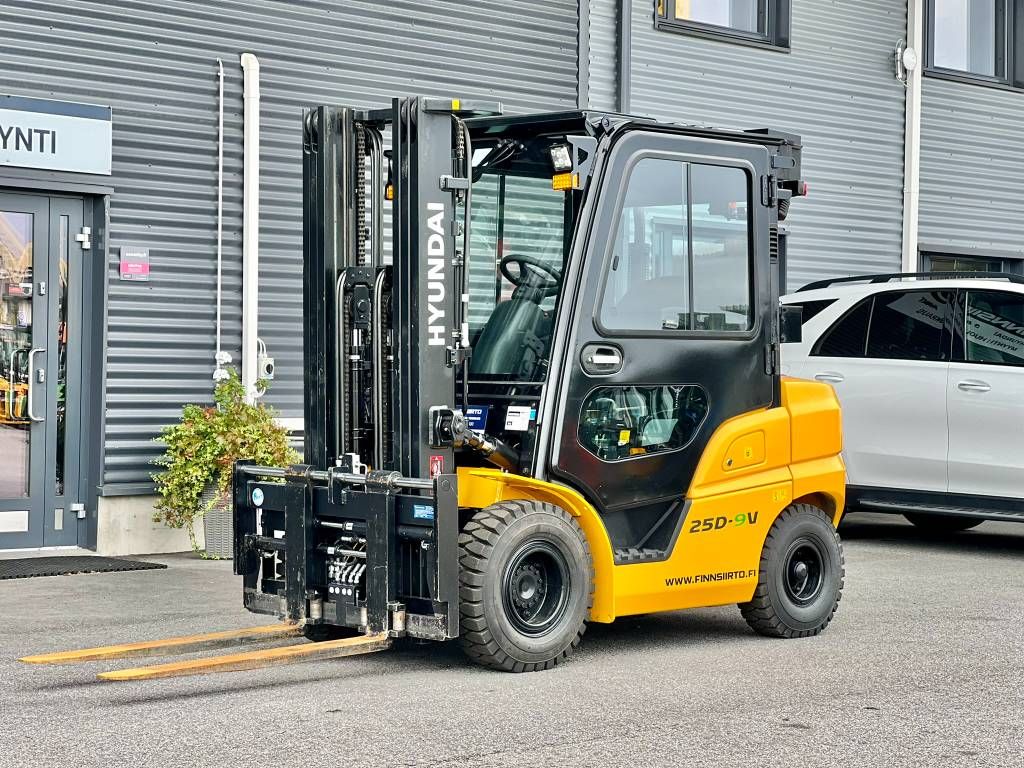 hyundai-25d-9v,2dd4d3ba.jpg