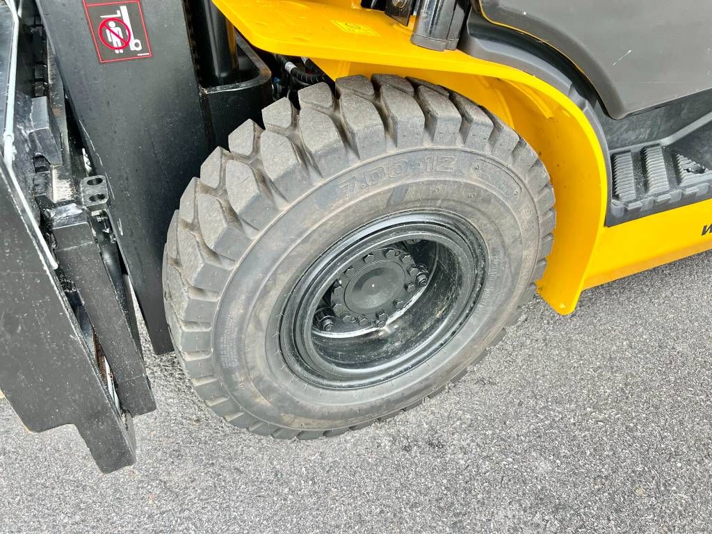 hyundai-25d-9v,bf990878.jpg