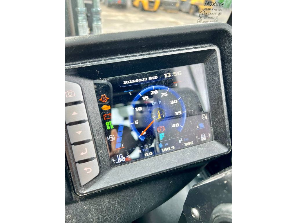 hyundai-25d-9v,48efc8bc.jpg
