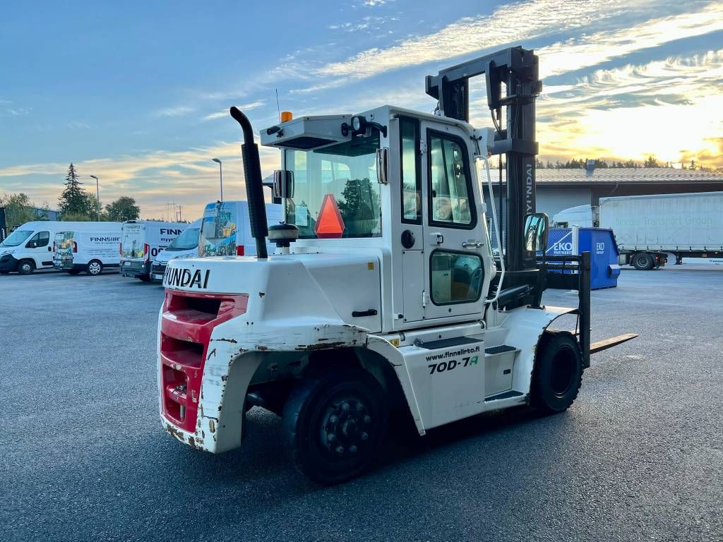 hyundai-70-d-7-a,40a4e1e8.jpg