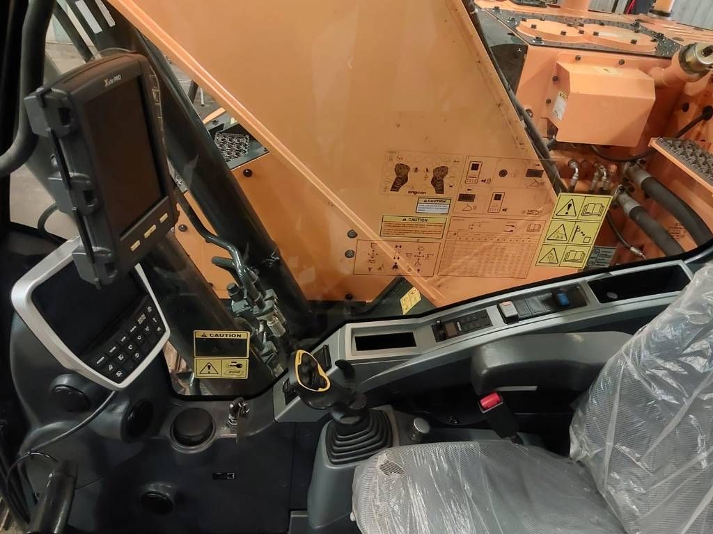 hyundai-hx-235-lcr,29044822.jpg
