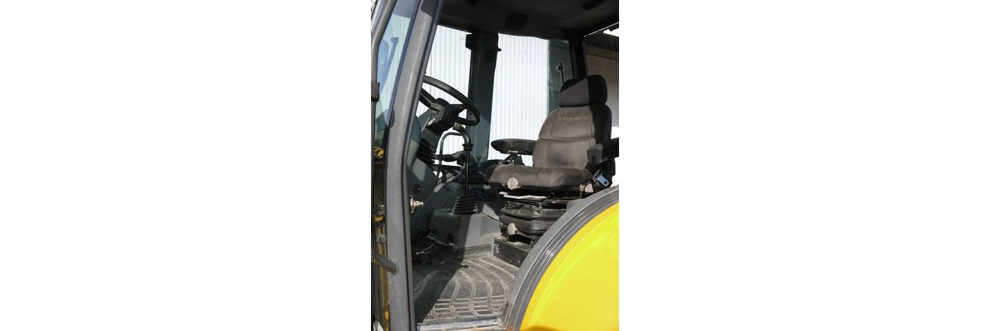 new-holland-b-115-4ps,6f12d7ba.jpg