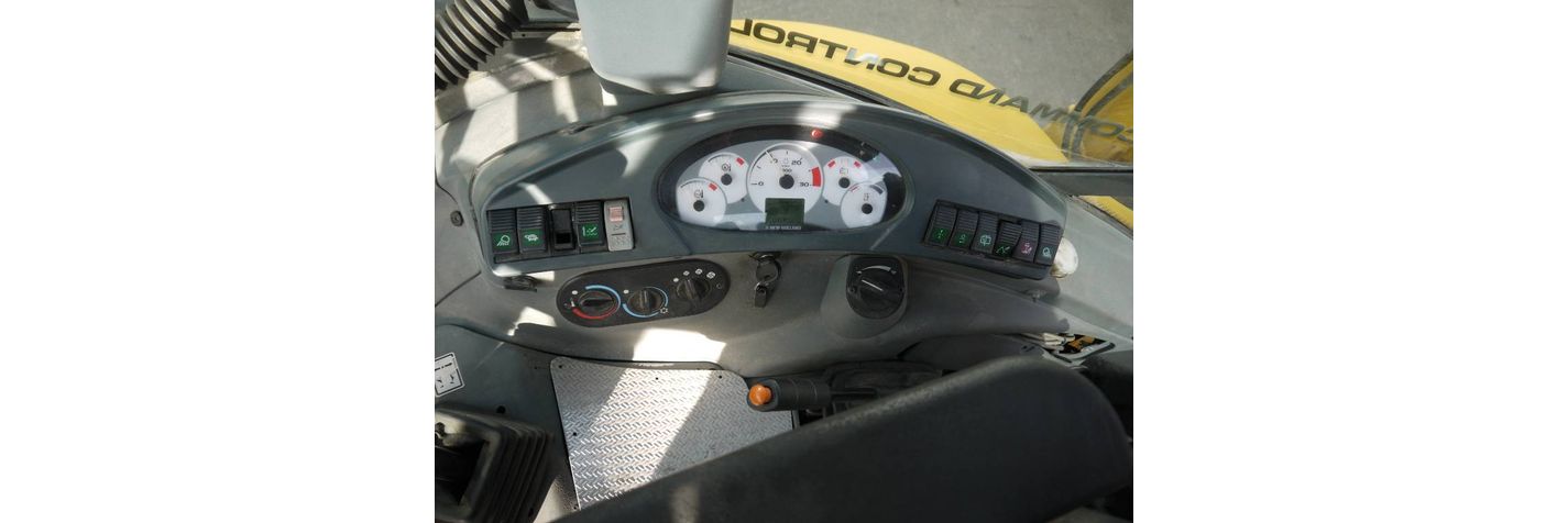 new-holland-b-115-4ps,e09185dc.jpg