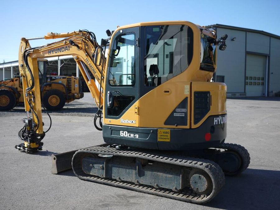 Hyundai R 60 CR-9