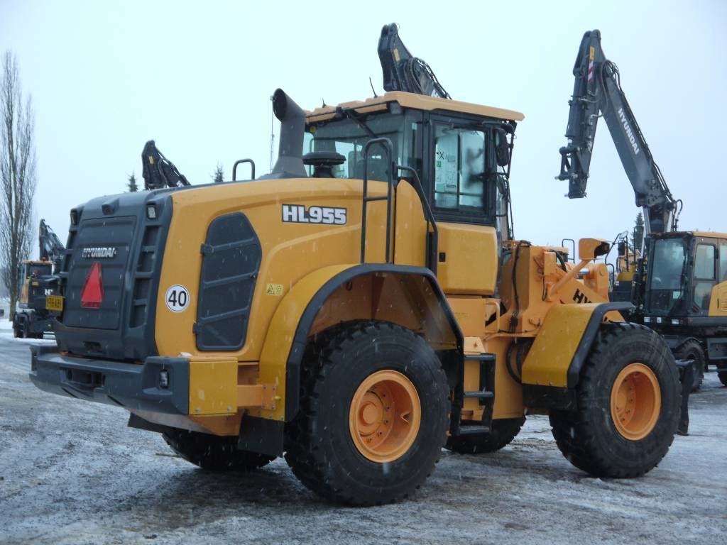 hyundai-hl-955,3715f1a6.jpg