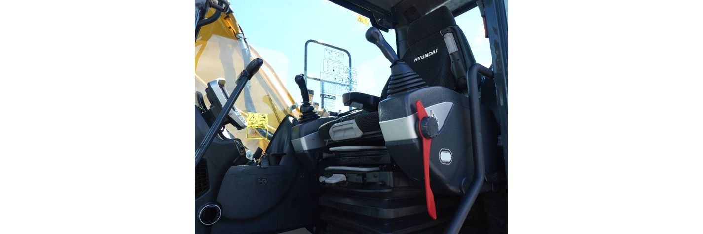 hyundai-hyundai-hx-140-hw,0796c87b.jpg