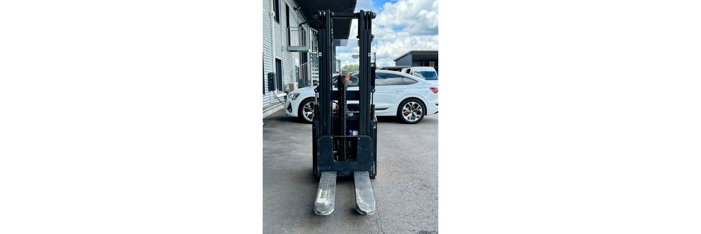 hyundai-15esr,58bf84f6.jpg
