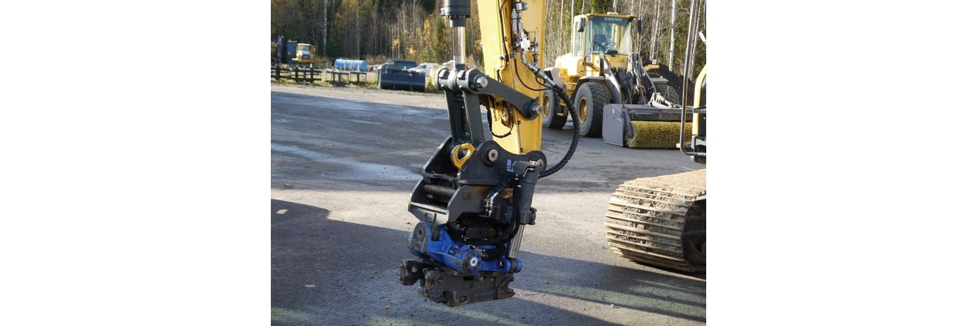 hyundai-hx-130-lcr,a0e4161f.jpg