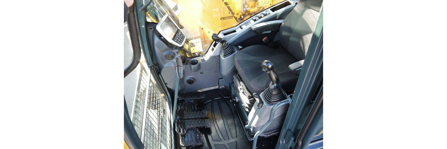 hyundai-hx-130-lcr,62fcafe6.jpg