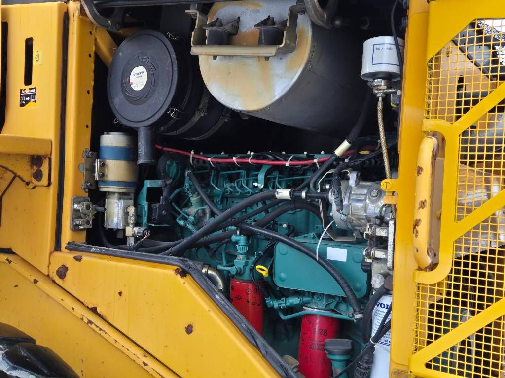 volvo-l-90-f,a8dbe06c.jpg