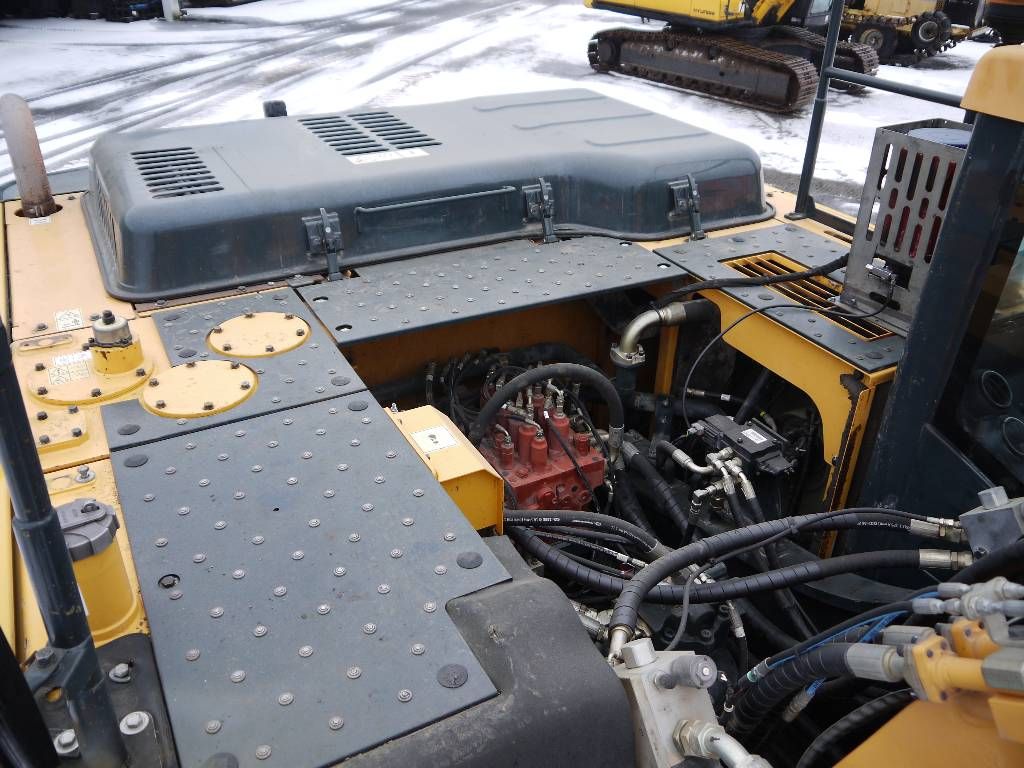 hyundai-hx-330-l,39267445.jpg