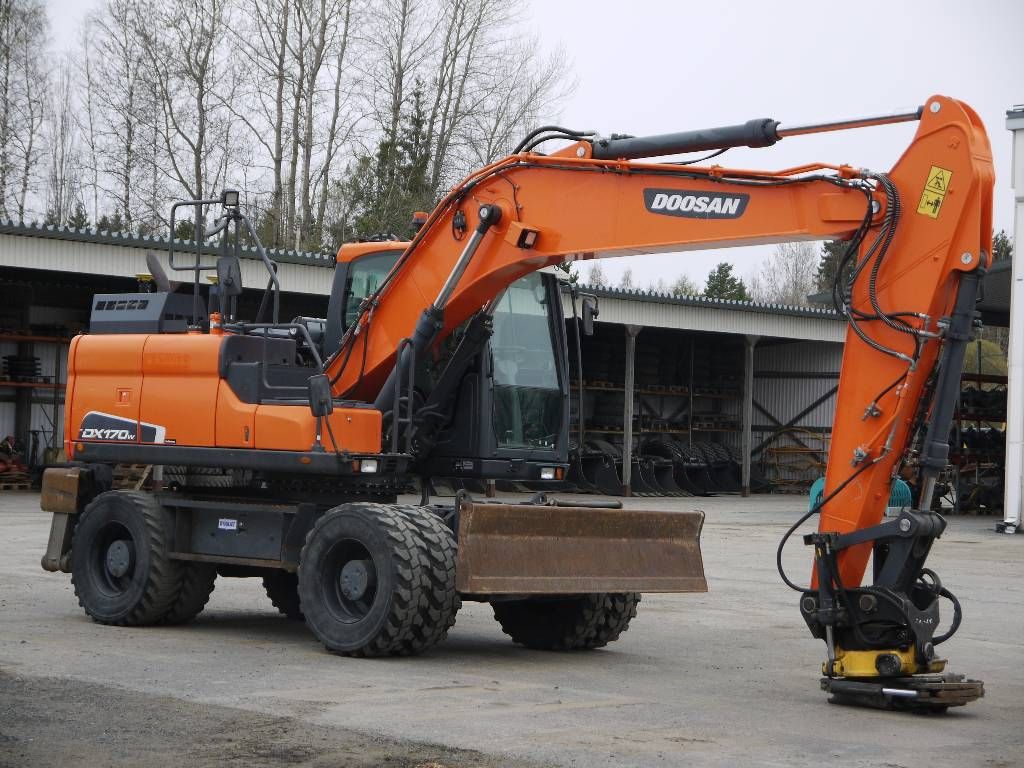 doosan-dx-170-w-5,9937c18c.jpg