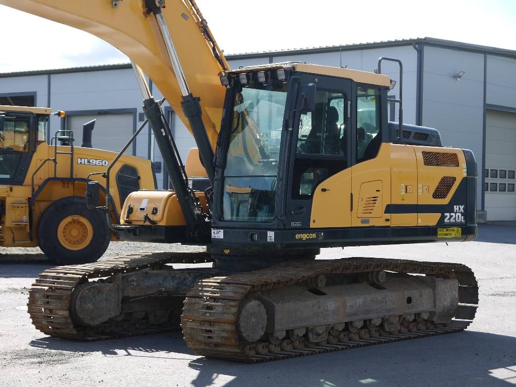 hyundai-hx-220-l,8781413e.jpg