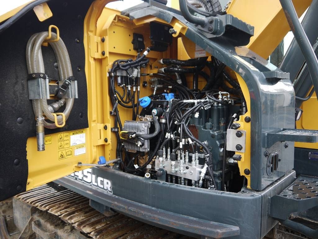 hyundai-hx-145-lcr,f74997a7.jpg