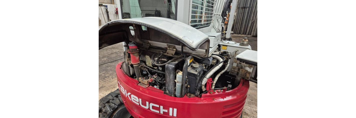 takeuchi-tb-153-fr,55d1edb8.jpg