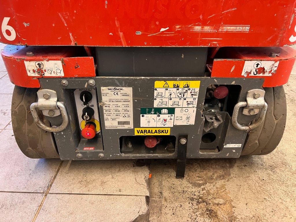 skyjack-sj-16,06c74cb9.jpg