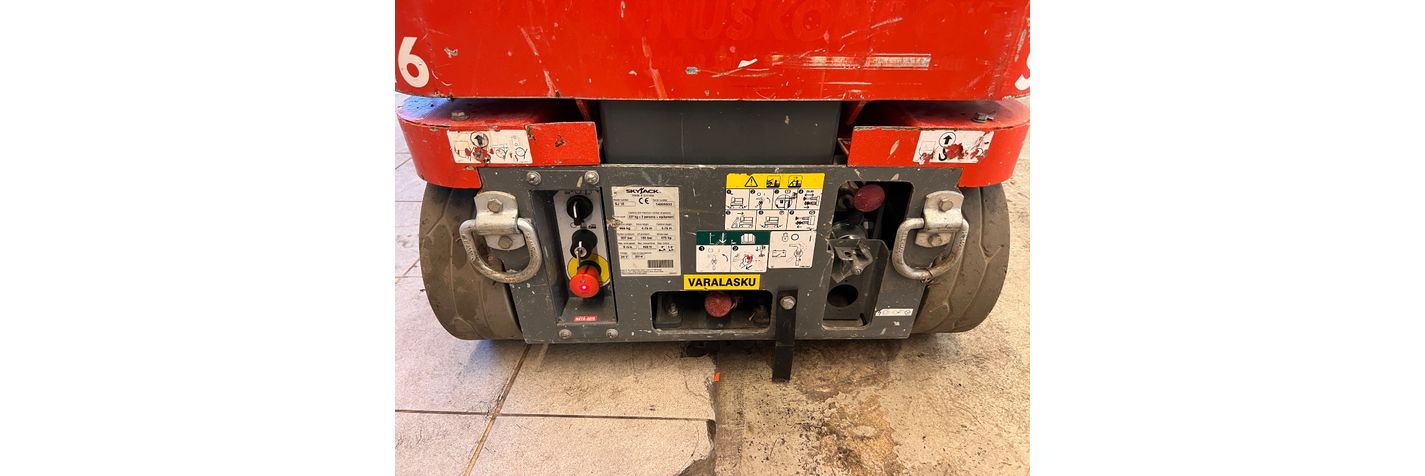 skyjack-sj-16,06c74cb9.jpg