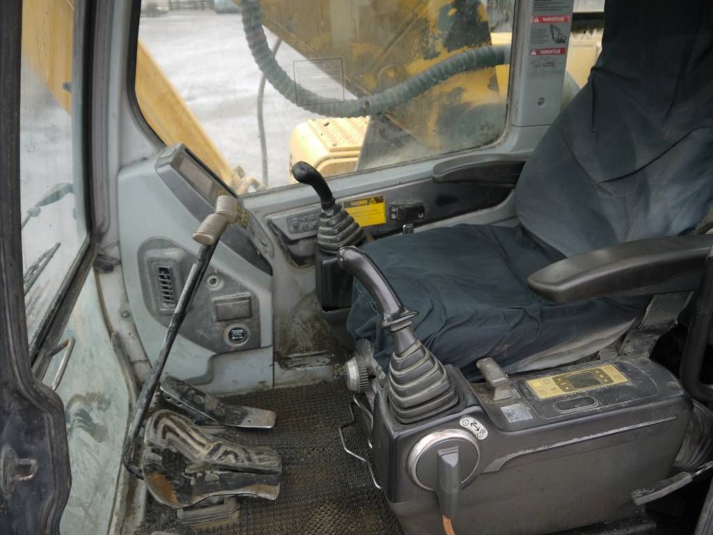 hyundai-r-320-lc-7a,8a3d1ff1.jpg