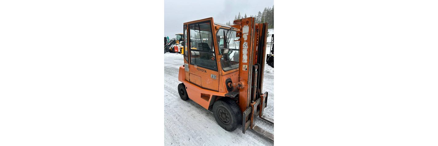 toyota-02-4fg20,eff237e9.jpg
